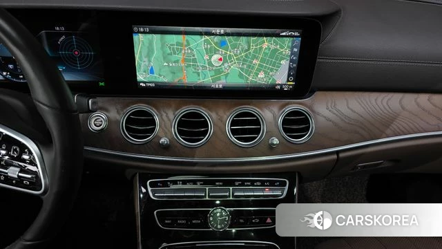 Mercedes-Benz E-Class W213 2019 Белый из Кореи, фото 4