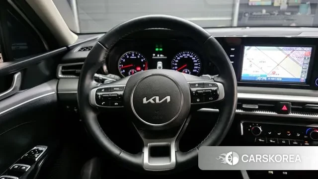 Kia K5 3rd generation 2023 Белый из Кореи, фото 4