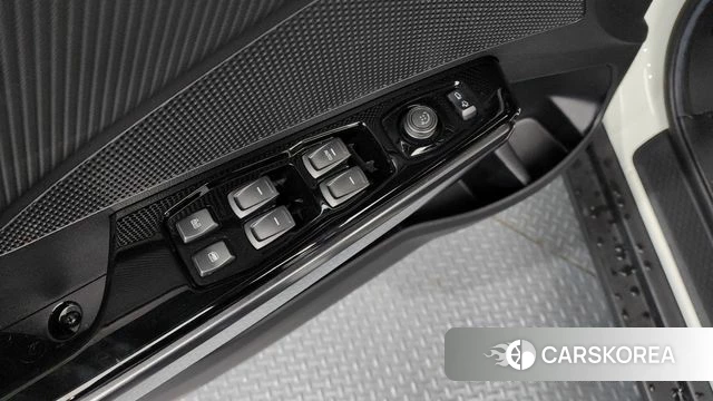 Ssangyong Berry New Tivoli 2023 Белый из Кореи, фото 4