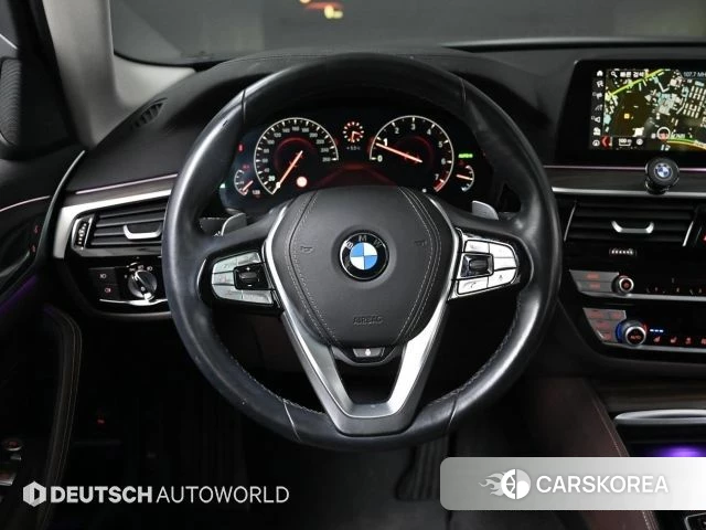 BMW 5 Series (G30) 2019 Цвет галактики из Кореи, фото 4