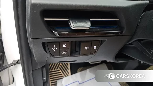 Kia EV6 2023 Белый из Кореи, фото 4