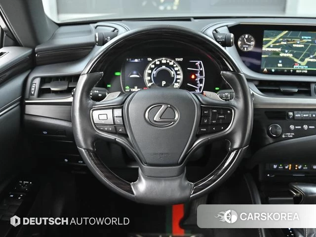 Lexus ES300h 7th generation 2018 Песочный из Кореи, фото 4