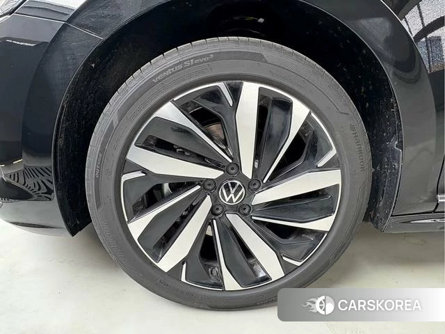 Volkswagen Passat 2026 Черный из Китая, фото 4