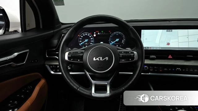 Kia Sportage 5th Generation Hybrid 2023 Белый из Кореи, фото 4