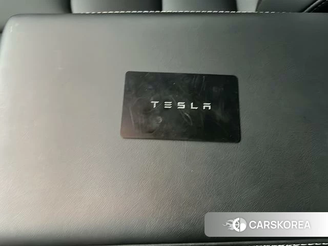 Tesla Model Y 2022 Черный из Китая, фото 4