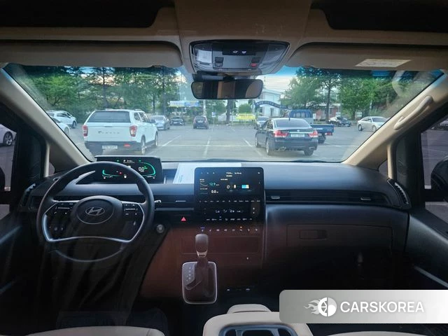 Hyundai Staria 2025 Черный из Кореи, фото 4
