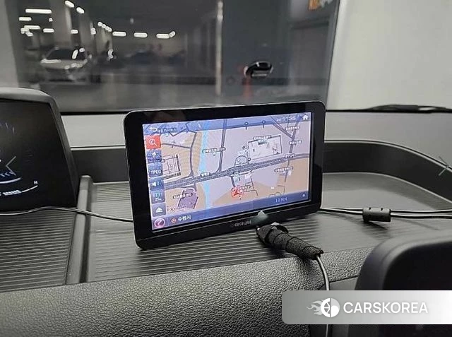 Hyundai Staria 2021 Белый из Кореи, фото 4