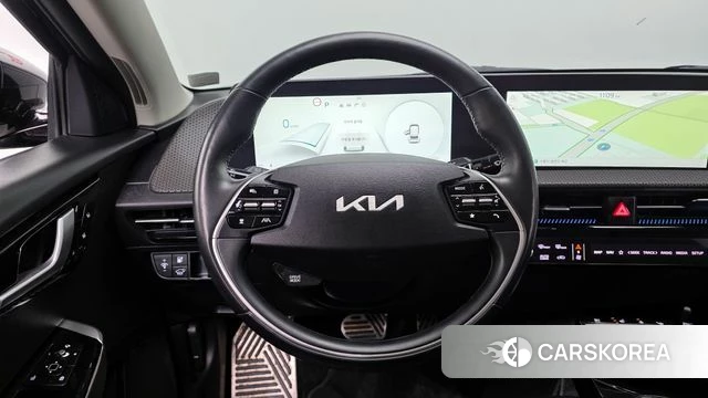 Kia EV6 2023 Черный из Кореи, фото 4