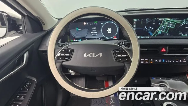 Kia EV6 2022 Белый из Кореи, фото 4