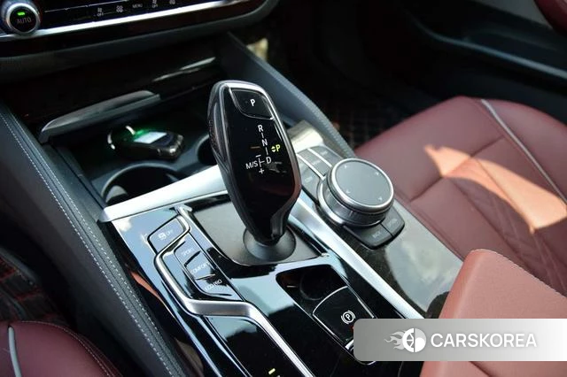 BMW 5 series 2022 Черный из Китая, фото 4