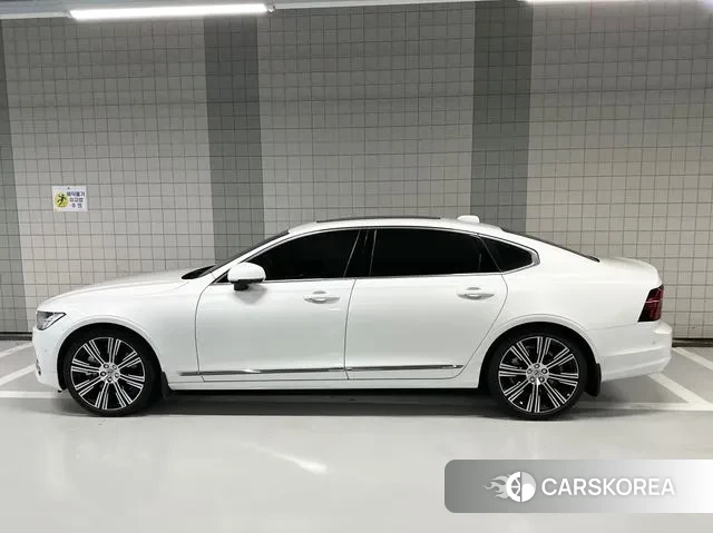 Volvo S90 2024 Белый из Кореи, фото 4