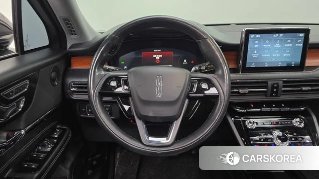 Lincoln Corsair 2021 Черный из Кореи, фото 4