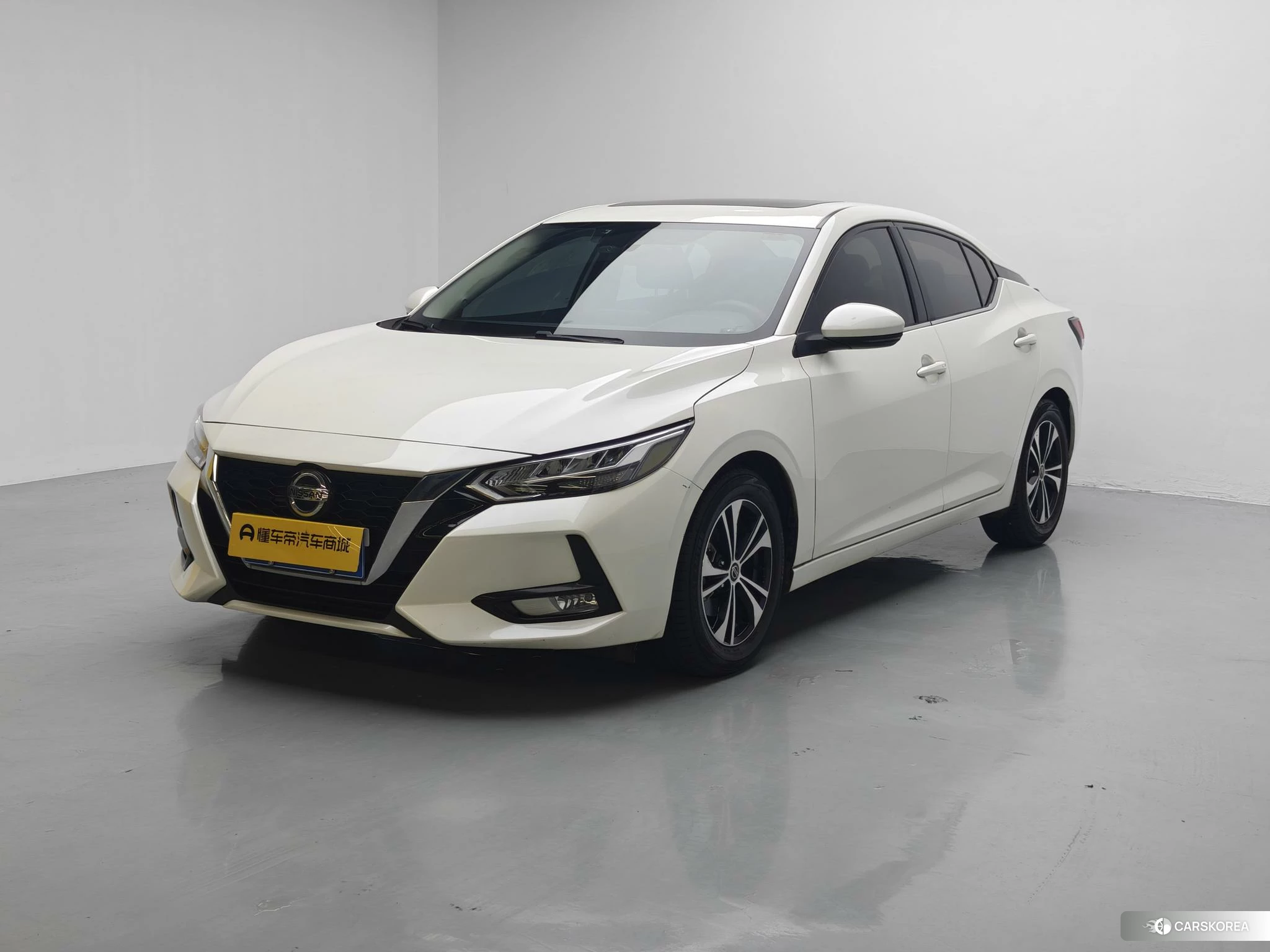 Nissan Xuan Yi 2020 Белый из Китая, фото 4