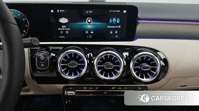 Mercedes-Benz A-Class W177 2021 Белый из Кореи, фото 4