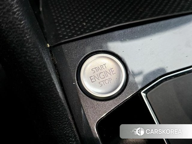 Volkswagen Tiguan second Generation 2018 Серый из Кореи, фото 4