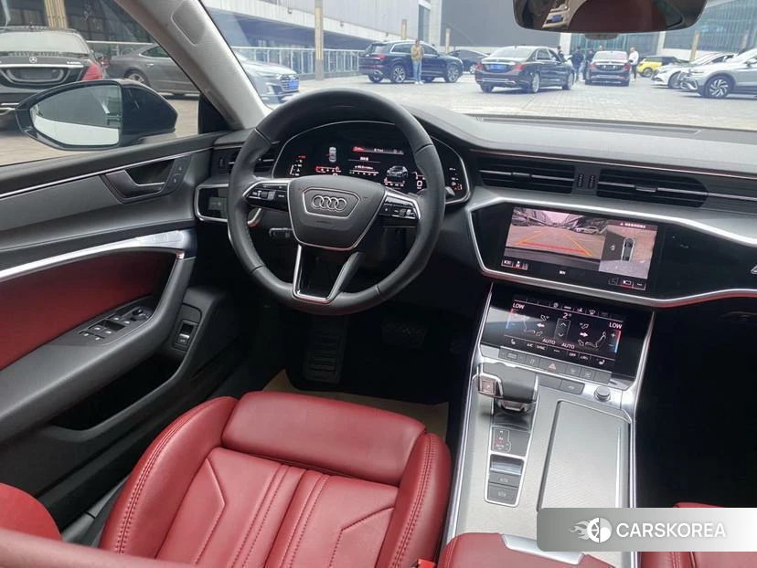 Audi A7 2021 Белый из Китая, фото 4