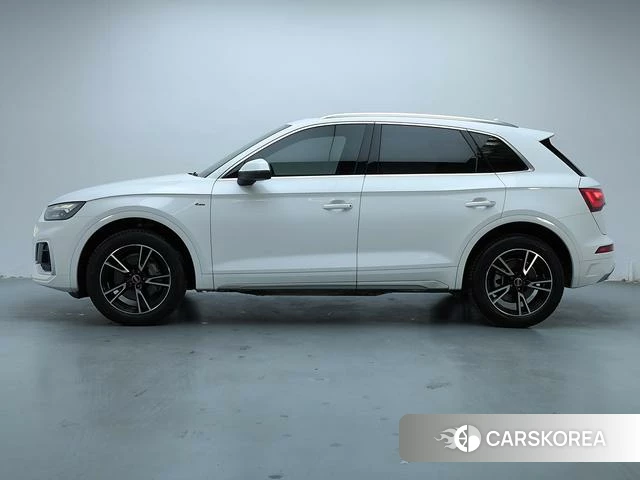 Audi Q5L 2023 Белый из Китая, фото 4