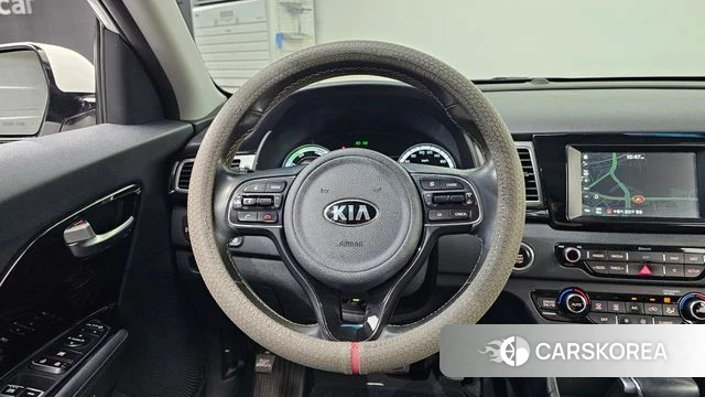 Kia Niro 2018 Белый из Кореи, фото 4