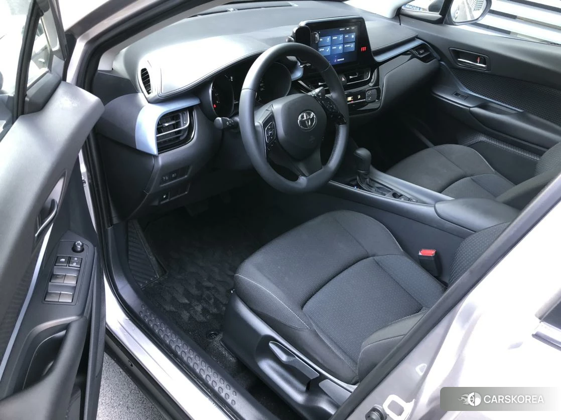 Toyota IZOA 2021 Шампань из Китая, фото 4