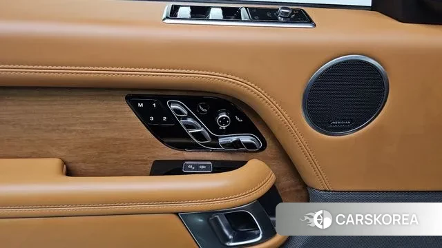 Land Rover Range Rover 4th Generation 2018 Серебряный двухцветный из Кореи, фото 4