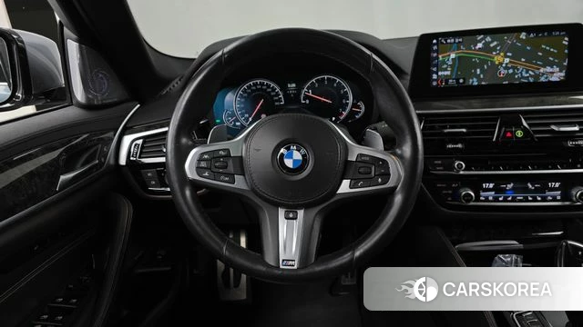 BMW 5 Series (G30) 2018 Серый из Кореи, фото 4