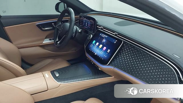 Mercedes-Benz E-Class W214 2024 Белый из Кореи, фото 4