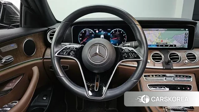 Mercedes-Benz E-Class W213 2021 Серый из Кореи, фото 4