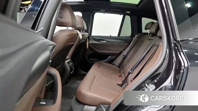 BMW X3 (G01) 2022 Черный из Кореи, фото 4