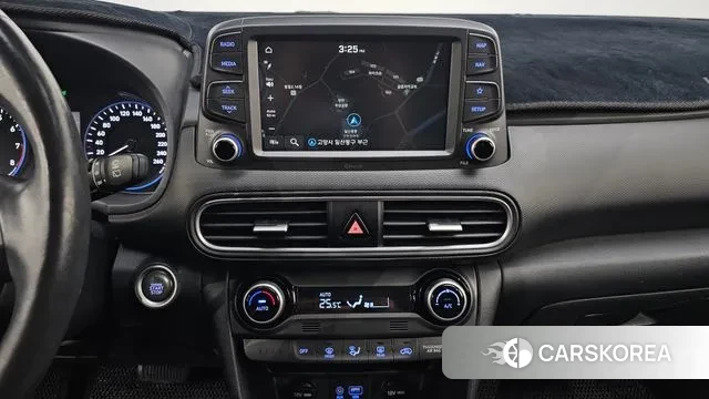 Hyundai Kona 2018 Белый из Кореи, фото 4