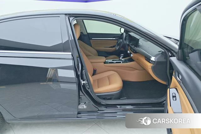 Nissan Teana 2024 Черный из Китая, фото 4