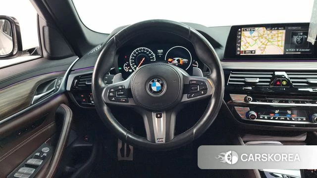 BMW 5 Series (G30) 2019 Белый из Кореи, фото 4