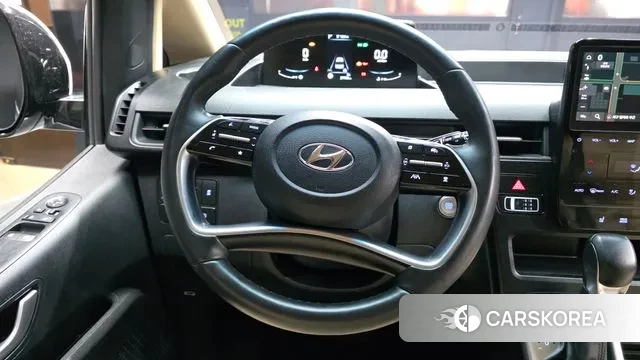 Hyundai Staria 2022 Белый из Кореи, фото 4