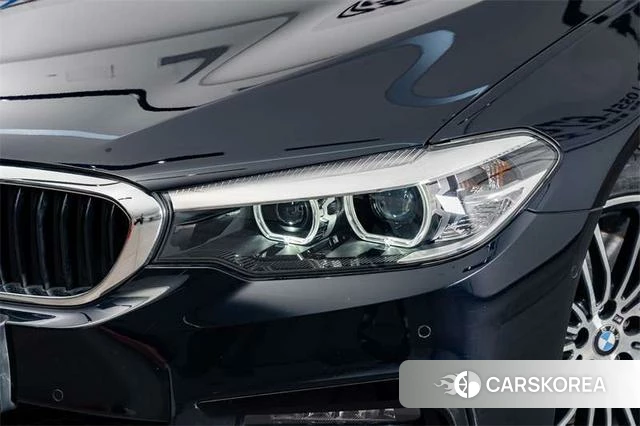 BMW 5 series 2019 Черный из Китая, фото 4