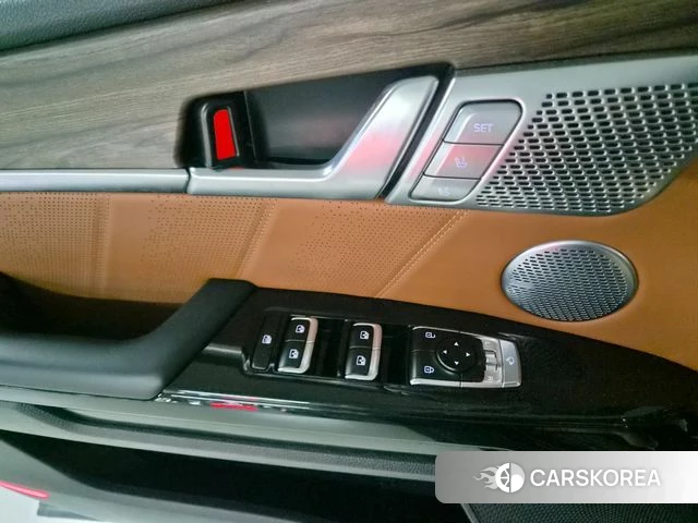 Kia Mohave Master 2023 Черный из Кореи, фото 4