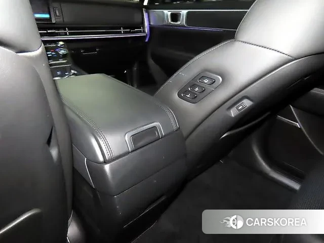 Hyundai Santa Fe (MX5) 2023 Белый из Кореи, фото 4