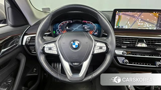 BMW 5 Series (G30) 2021 Серый из Кореи, фото 4