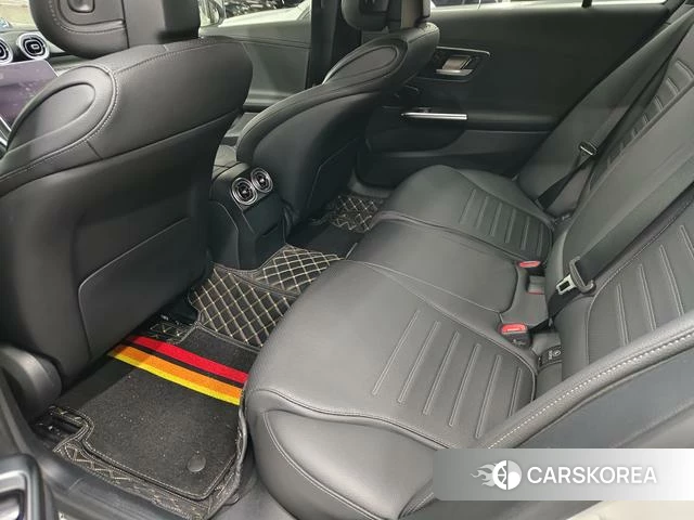 Mercedes-Benz Class C 2024 Белый из Китая, фото 4