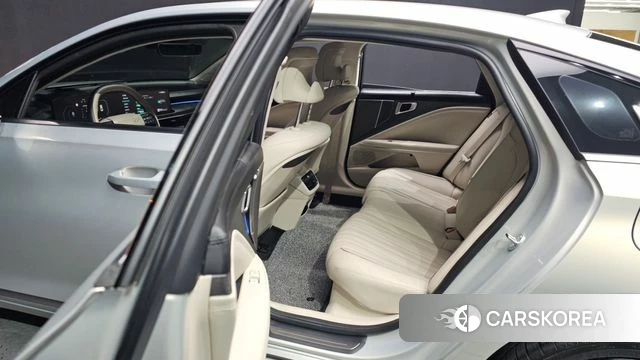 Kia The New K8 Hybrid 2025 Серебристо-серый из Кореи, фото 4