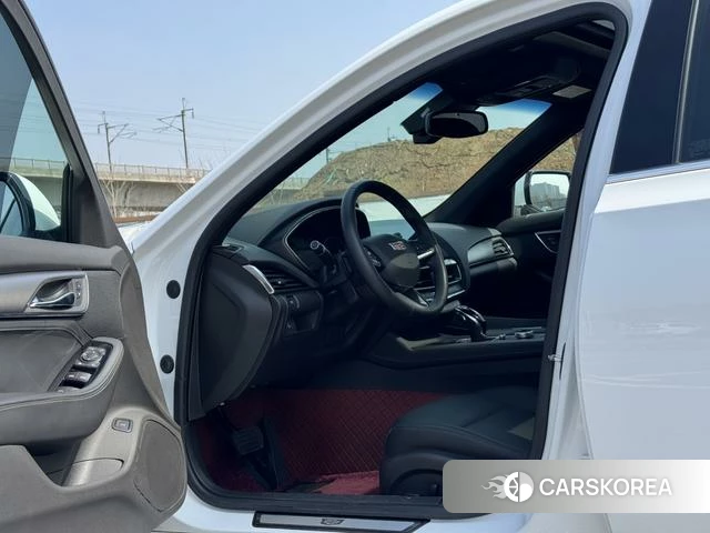 Cadillac CT5 2022 Белый из Китая, фото 4