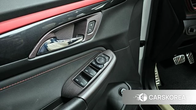 Chevrolet (GM Daewoo) The New Trail Blazer 2023 Белый из Кореи, фото 4