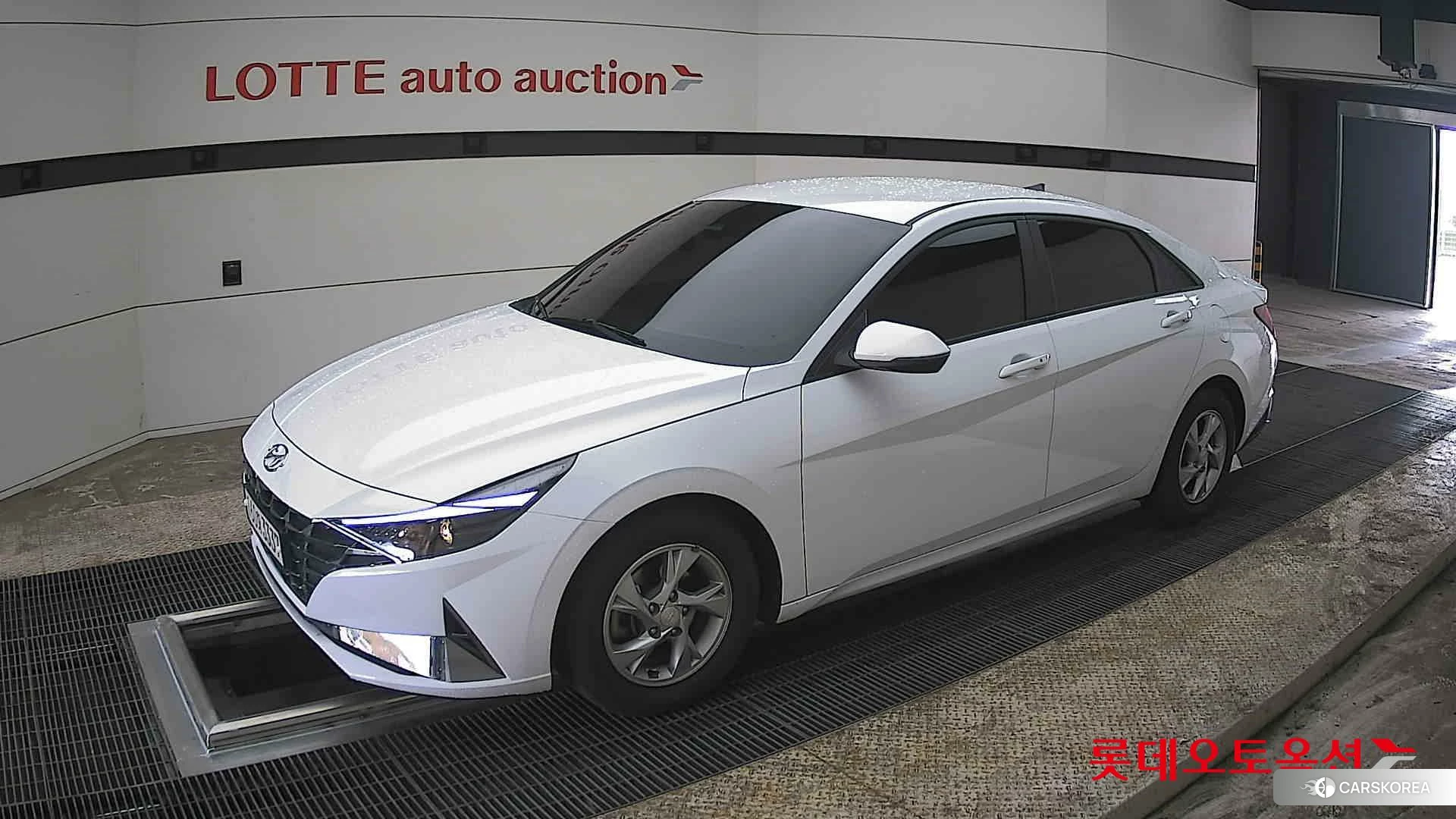 Hyundai Avante 2021 Polar White из Кореи, фото 4