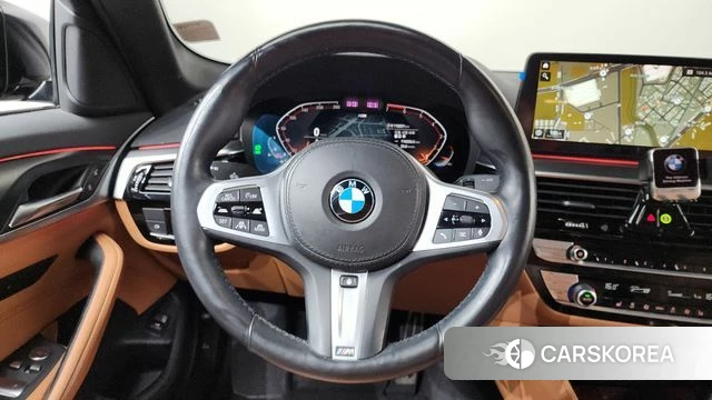 BMW 5 Series (G30) 2021 Черный из Кореи, фото 4