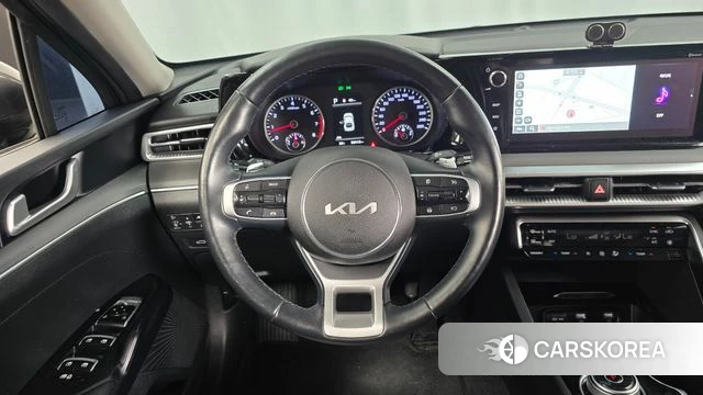 Kia K5 3rd generation 2023 Серый из Кореи, фото 4
