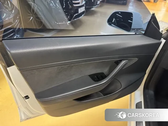 Tesla Model 3 2020 Белый из Кореи, фото 4