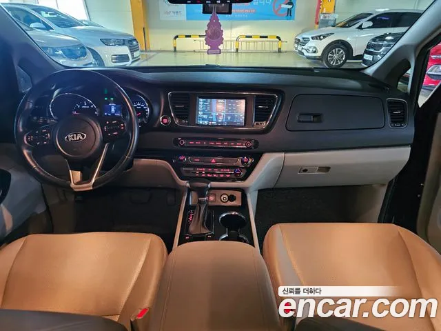 Kia The New Carnival id 2683468 из Кореи 4