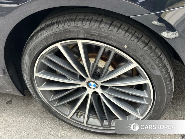 BMW 5 series 2023 Черный из Китая, фото 4