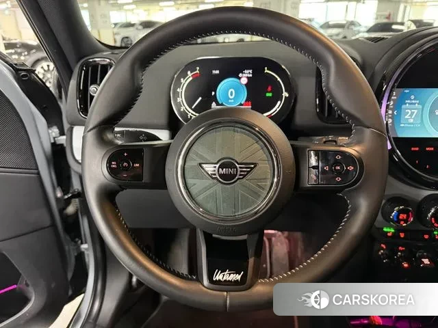 Mini Cooper Countryman 2022 Светло-серебряный цвет из Кореи, фото 4
