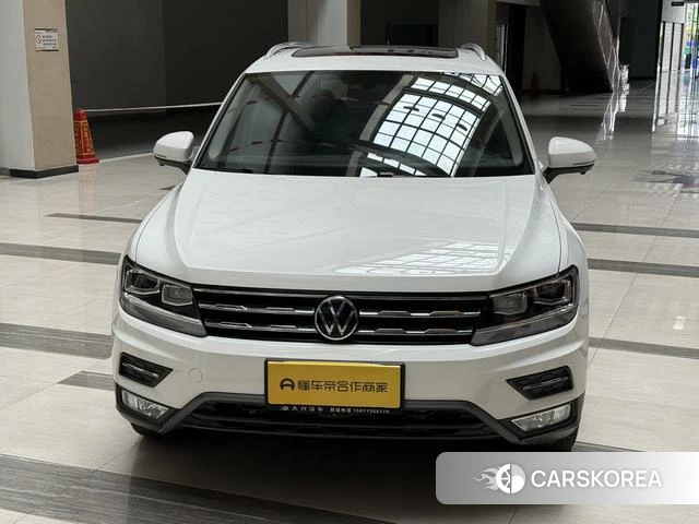 Volkswagen Tiguan L 2021 Белый из Китая, фото 4