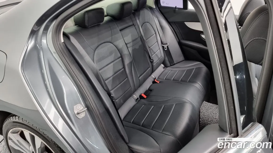 Mercedes-Benz C-Class W205 2018 Серый из Кореи, фото 4