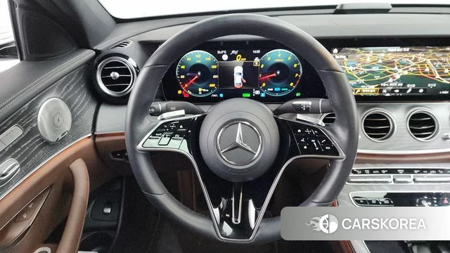 Mercedes-Benz E-Class W213 2022 Белый из Кореи, фото 4